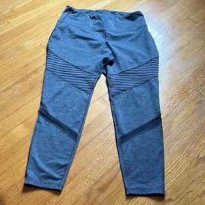 Old Navy Workout Leggings High waisted XL